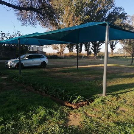 Hotel Biekiesvlei à Lichtenburg Extérieur photo