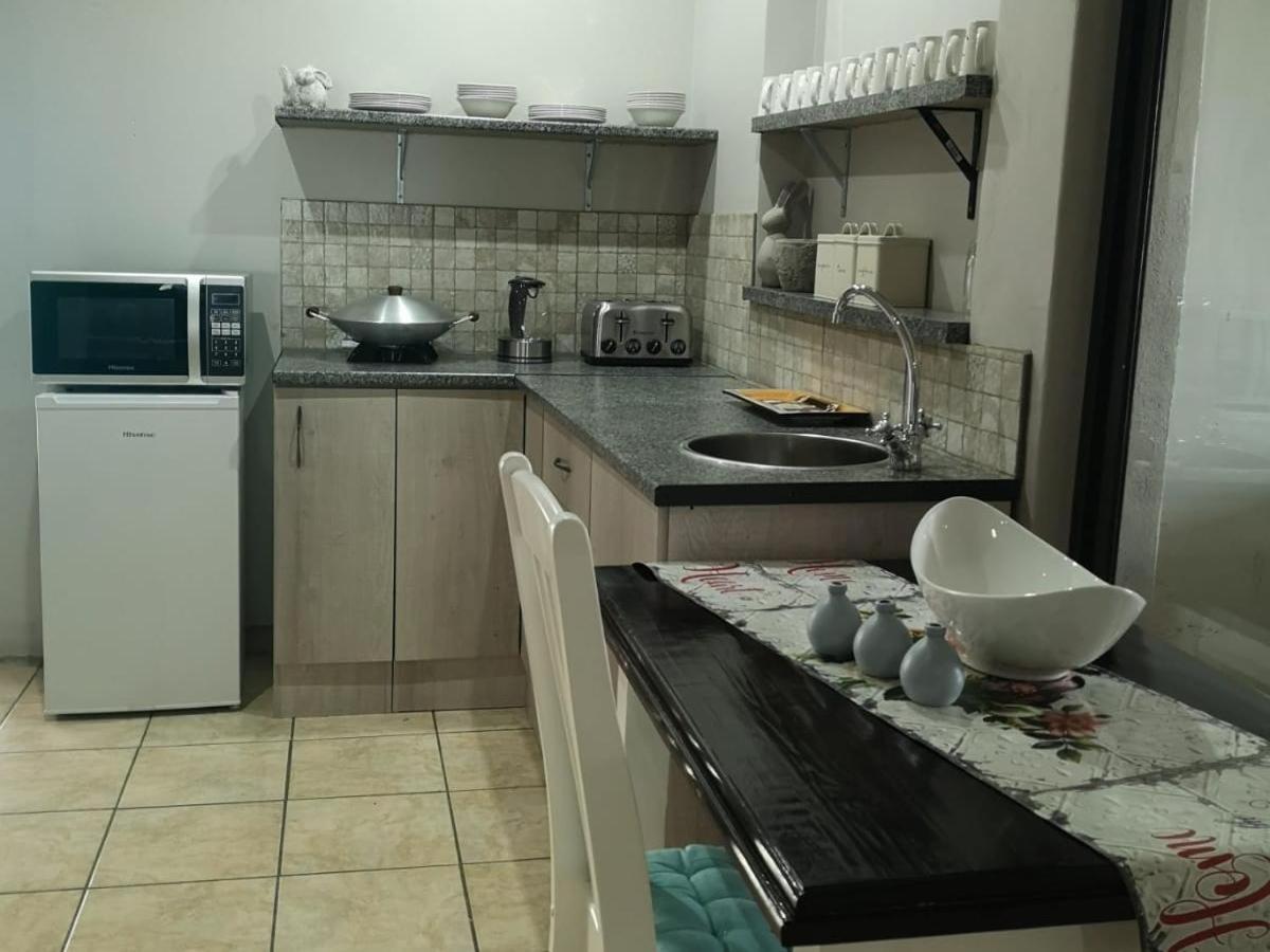 Hotel Biekiesvlei à Lichtenburg Extérieur photo